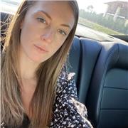 Insegnante della scuola primaria offre lezioni private a elementare, medie e superiori